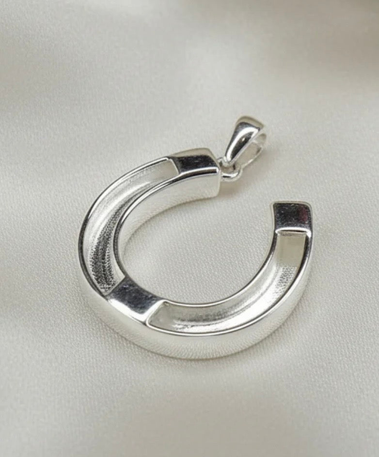 Sterling Silve Horseshoe Keepsake Pendant